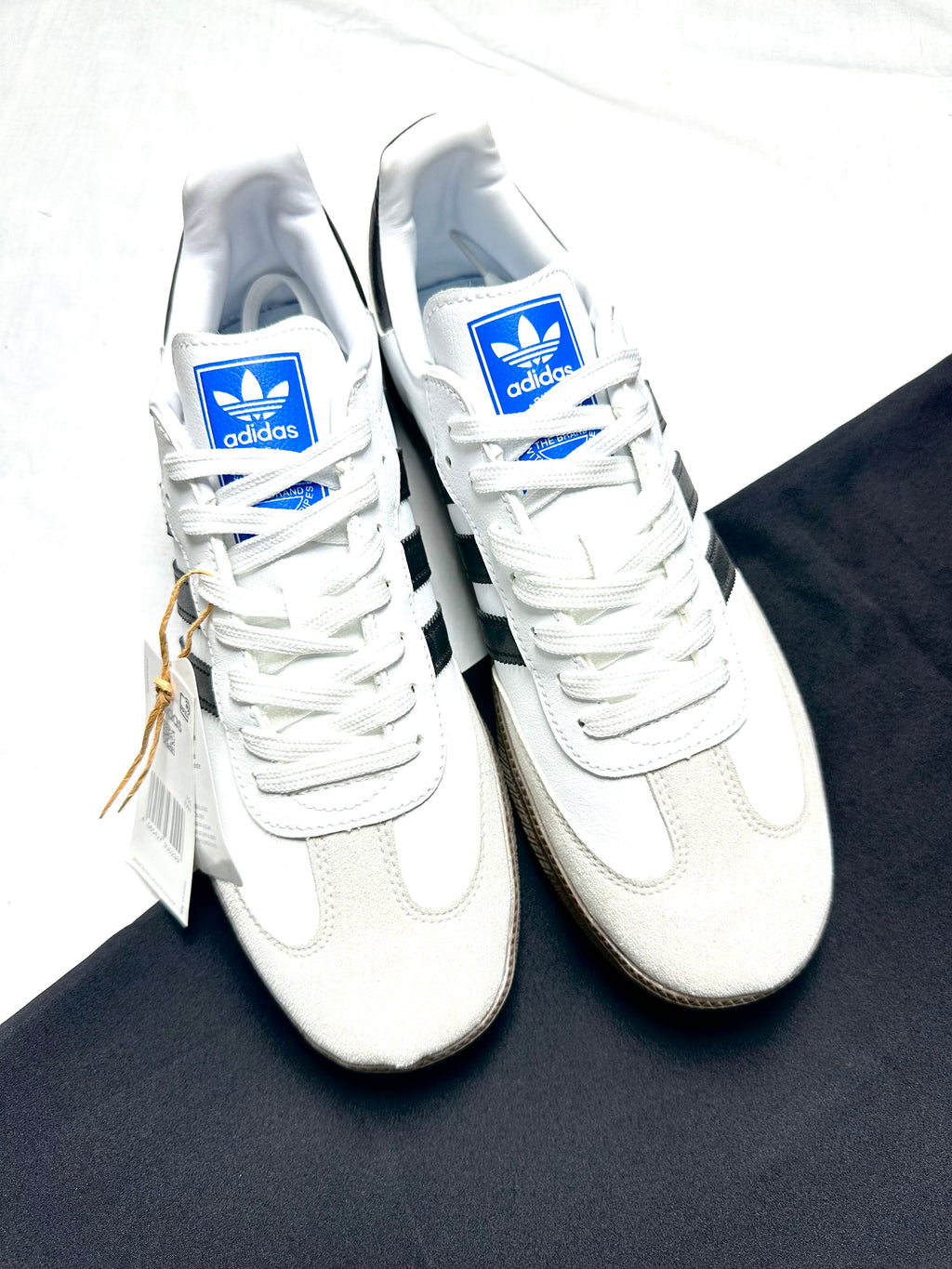 SAMBA-WHITE BLACK GUM