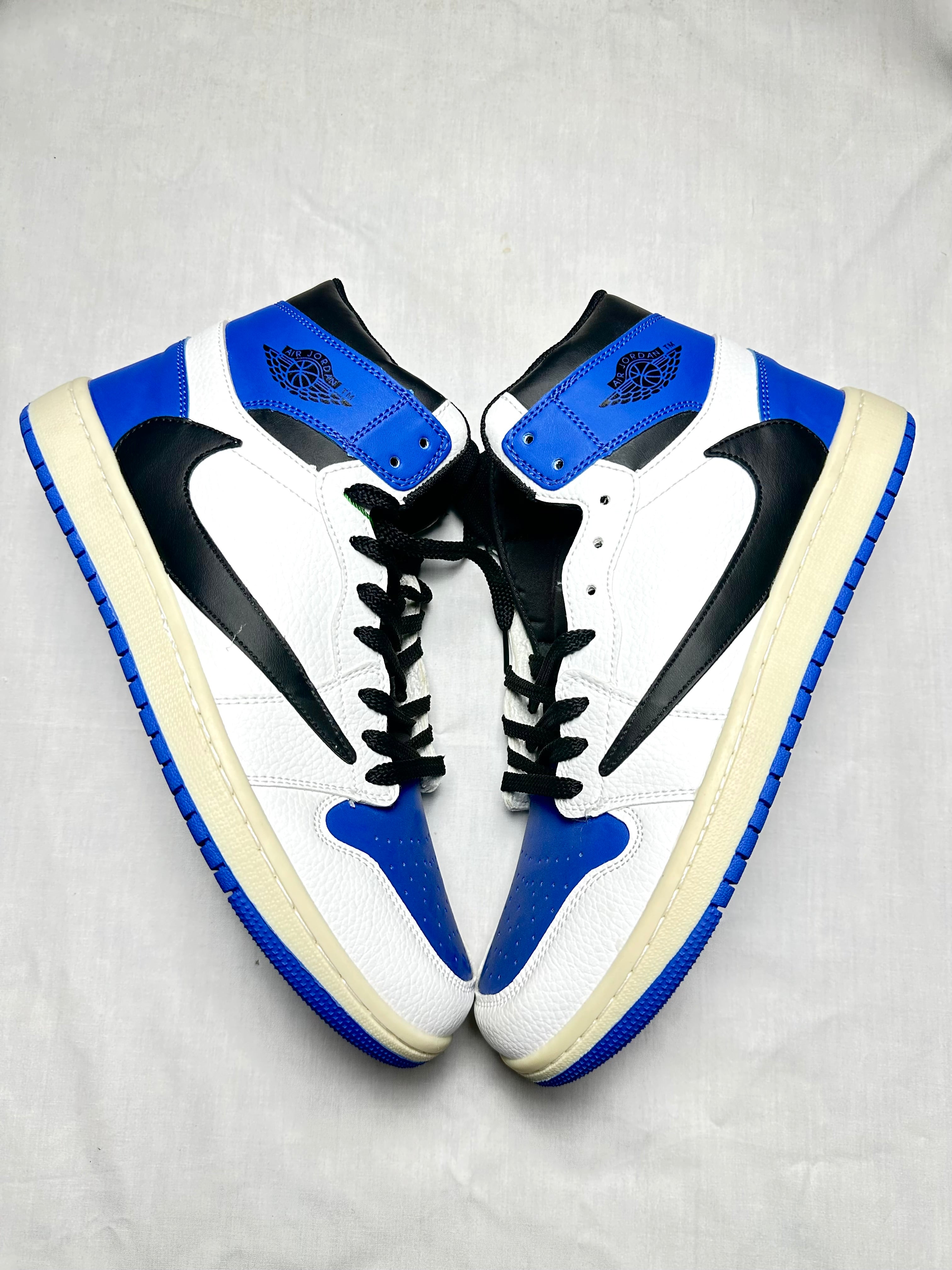 NIKE AIR JORDAN TRAVIS SCOTT(BLUE)