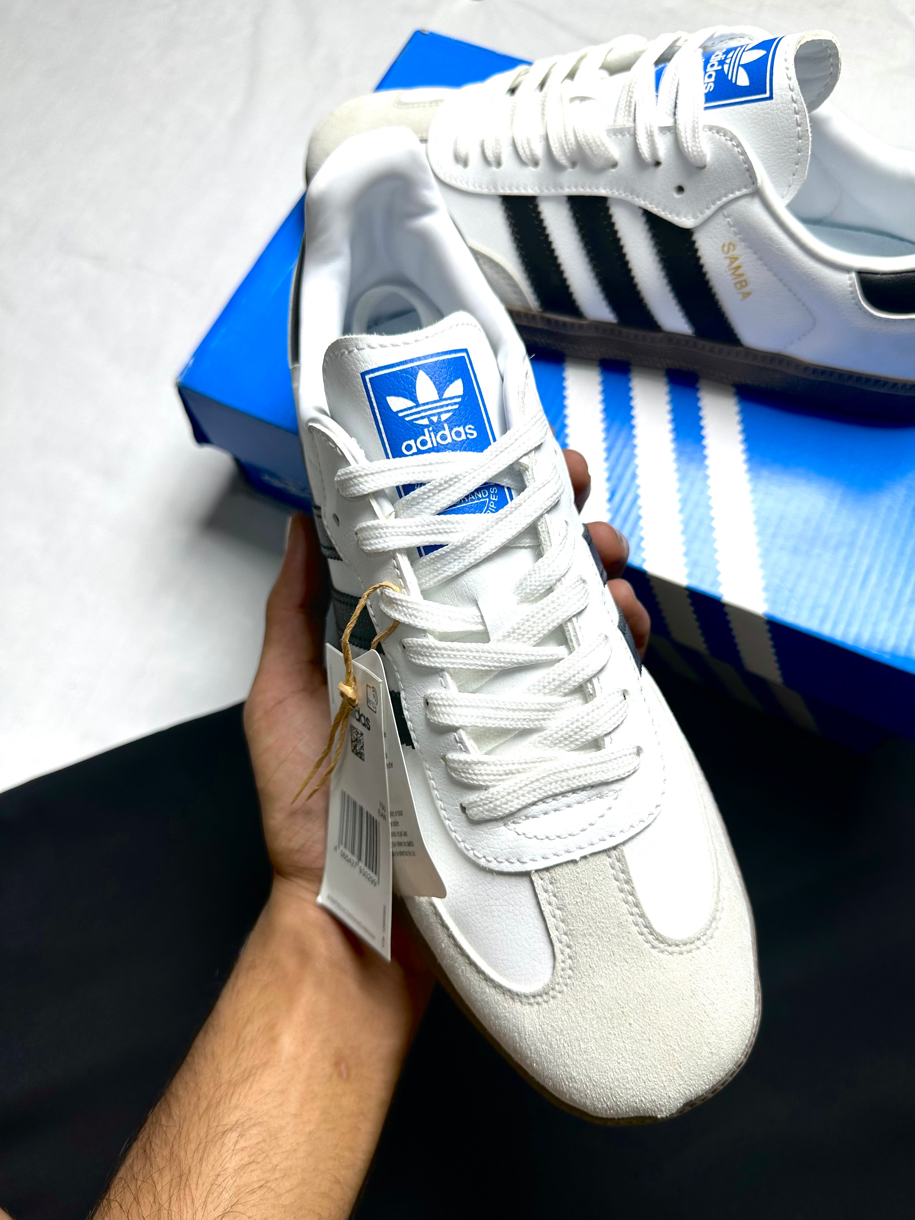 SAMBA-WHITE BLACK GUM